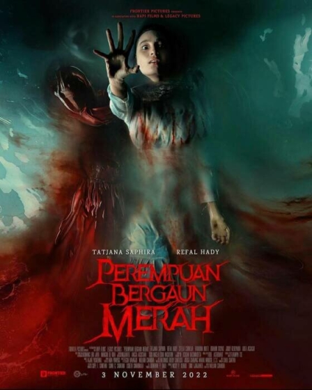 Perempuan Bergaun Merah